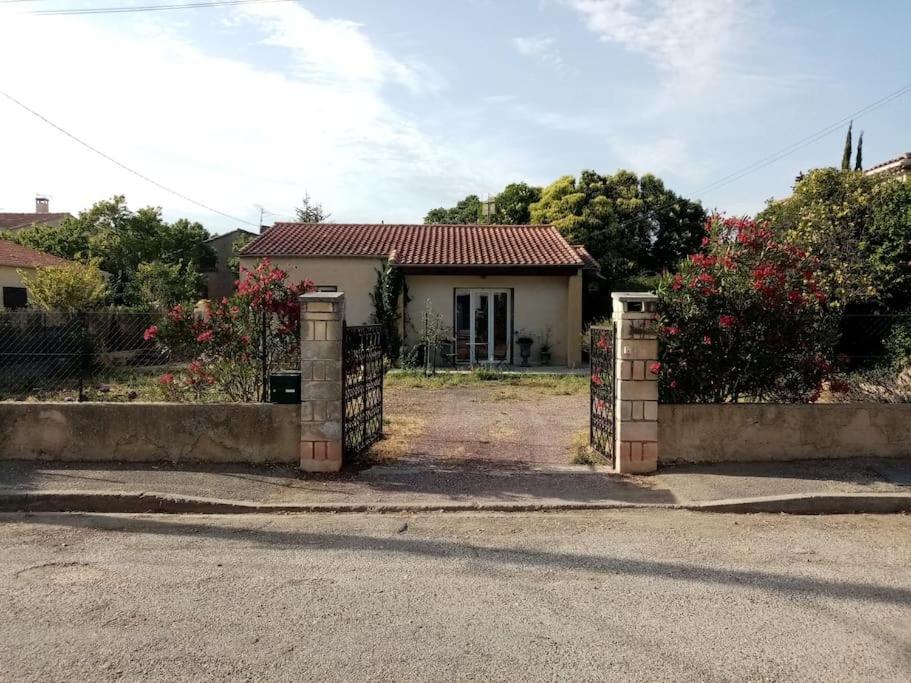 فيلا LʼIsle-sur-la-Sorgueفي Interlude المظهر الخارجي الصورة